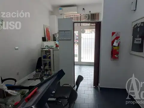 Local en Venta 40 años