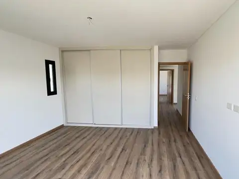 venta casa 4 dormitorios Pileta Barrio San Sebastian Funes