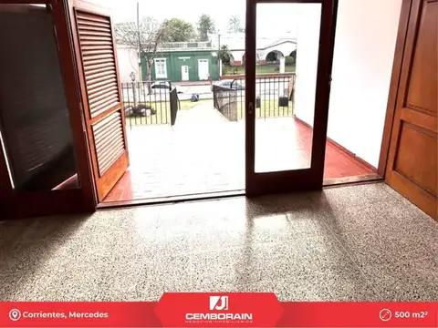 Casa en Venta con 10 cocheras