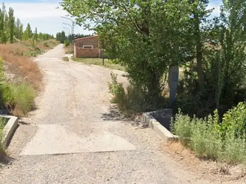 CHACRA DE 5 HA EN VENTA EN FERNANDEZ ORO, RIO NEGRO