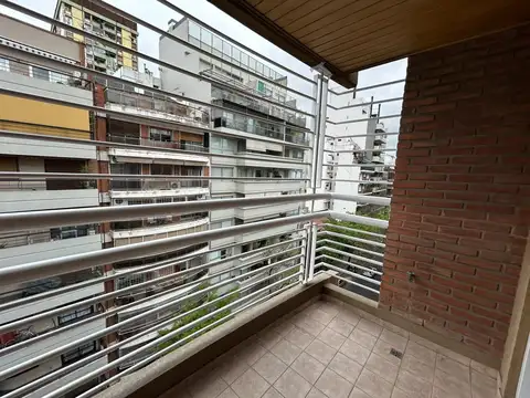 Departamento en Alquiler con 1 cocheras