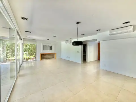 Casa  en Alquiler en Los Castores, Nordelta