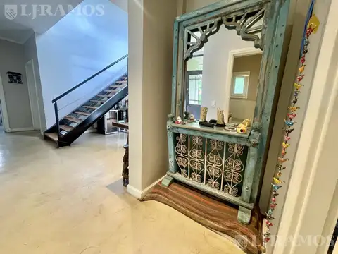 Casa en Alquiler de 4 dormitorios