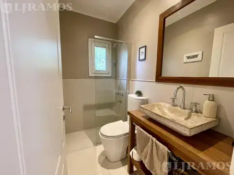 Casa en Alquiler al Norte