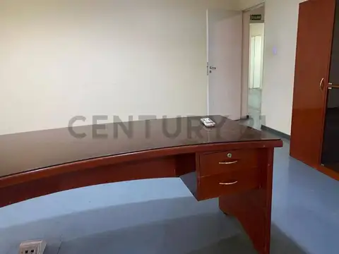 Local en Venta en Alto Alberdi, USD 430.000