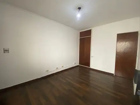 Departamento 2  dormitorios en venta en La Plata