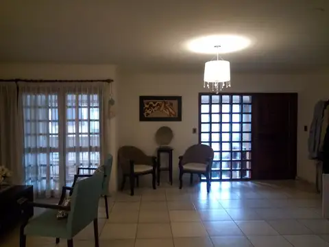 Casa en Venta en Posadas, USD 450.000