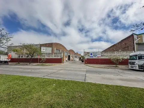 Galpon en Alquiler A Estrenar