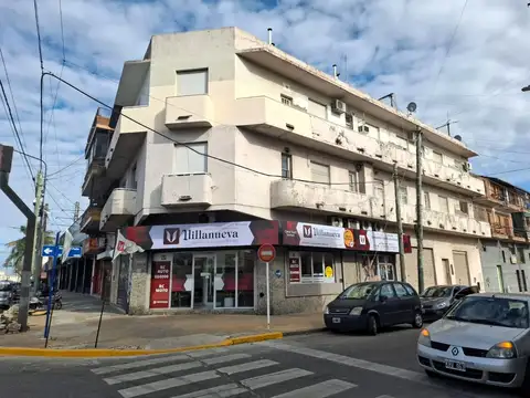 OPORT DPTO 2 AMB. Y MEDIO, AL FRENTE, BIEN UBICADO