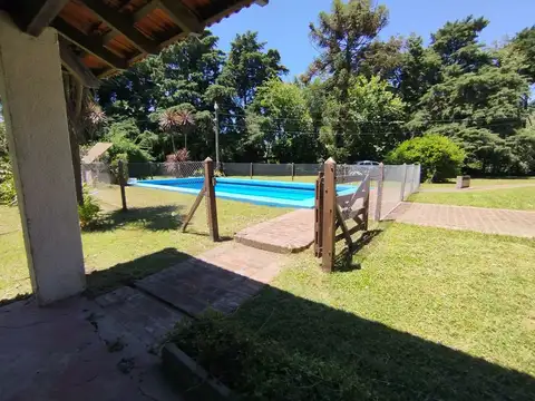 Casa en Venta en Carlos Spegazzini, USD 165.000