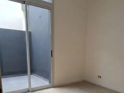 Depto Tipo Casa en Venta en Vélez Sarsfield, USD 140.000