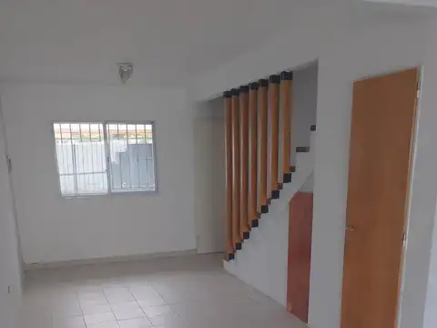 11 e/ 523 y av antartida 800