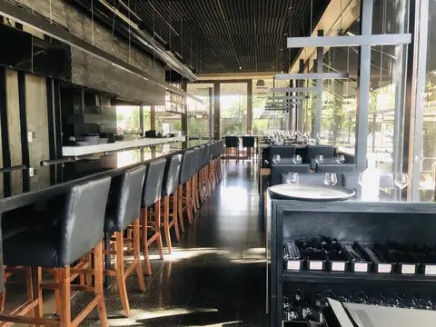 Local en Venta en City Bell, USD 580.000