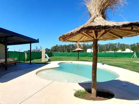 Vendo o Permuto Excepcional Casa Quinta en Theobald