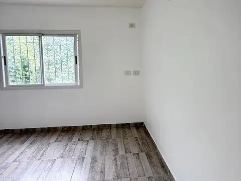 Depto Tipo Casa 3 ambientes con 1 baño