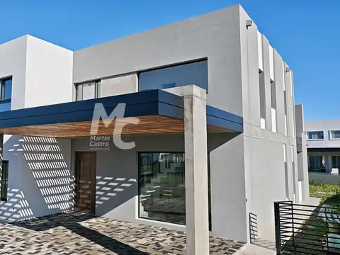 Casa en venta a estrenar - Santa Ana Villanueva