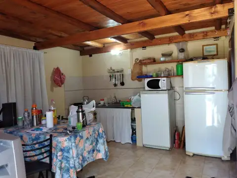 Oportunidad!  se vende Casa en 2 plantas con amplio parque