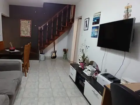 PH 3 AMB EN PRIMER PISO AL FRENTE CON BALCON CORRIDO. LISTO PARA INGRESAR!