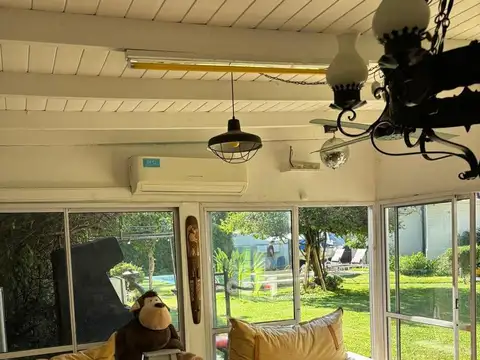 Casa 4 ambientes con 3 baños