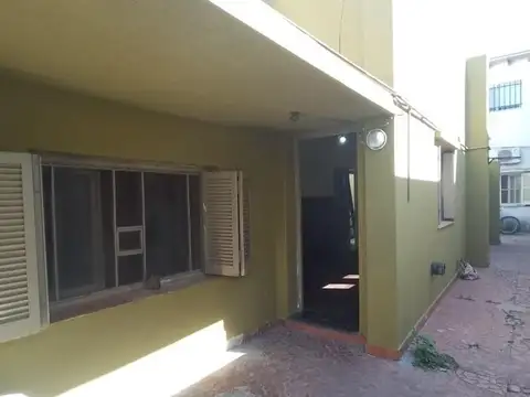 Alberdi Chiclana al 800 Casa interna