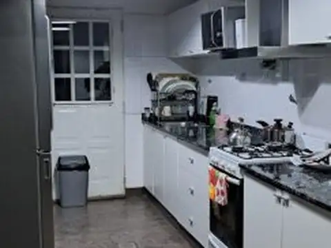 Depto Tipo Casa en Venta de 4 ambientes