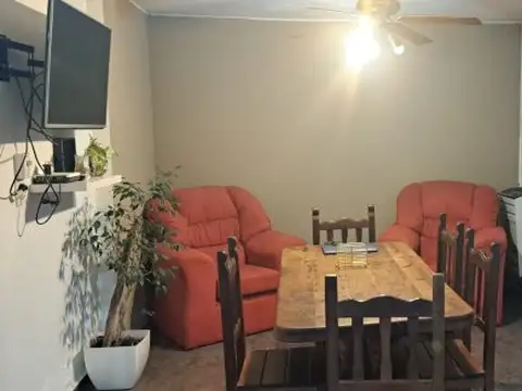 Depto Tipo Casa en Venta con 1 cocheras