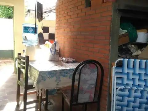 Casa 7 ambientes con 3 baños