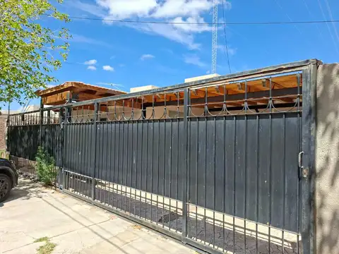 Ing. Marcos Zalazar, Barrio Villa Elisa, Mzna B, casa 9, Pocito 100