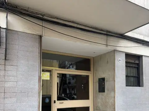 Dos ambientes en alquiler no paga expenas, Aysa ni Abl