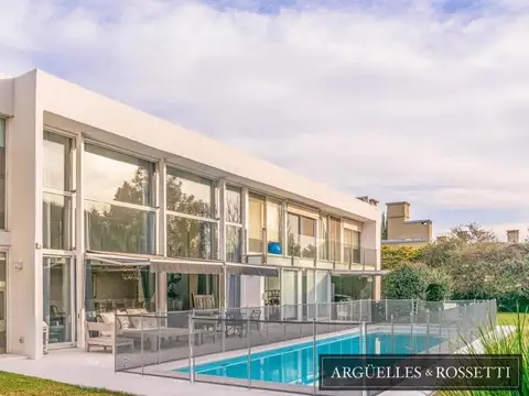 Kentucky Casa 4 Dormitorios