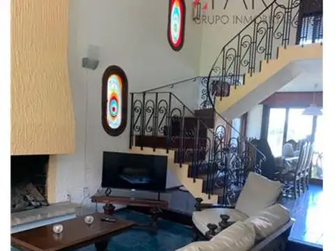 Casa en Alquiler de 3 dormitorios