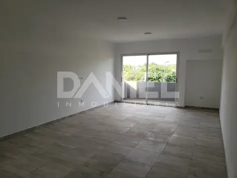Departamento en Alquiler en Ituzaingo, $ 550.000