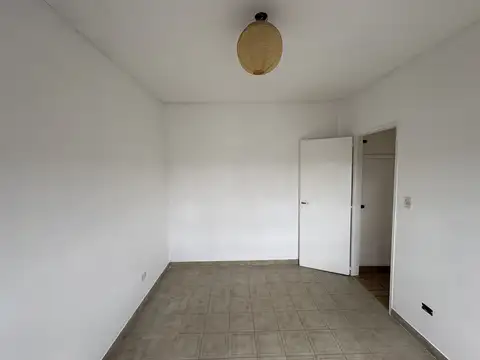 Departamento en Alquiler en Parque Avellaneda, $ 580.000