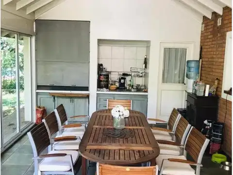 Quinta en Alquiler Temporal de 4 dormitorios