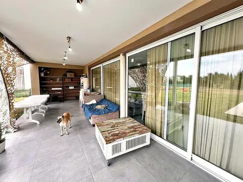 Casa en Venta al Oeste