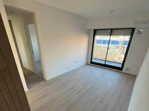 Departamento en Crespo y Montevideo