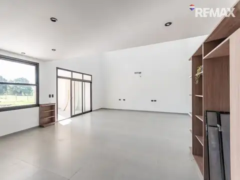 Casa 4 ambientes con 3 baños