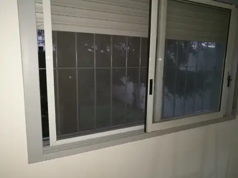 Lezica 4200, Piso 1
