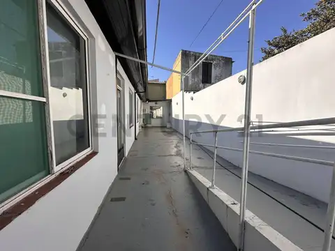 Belgrano 300, Piso 0