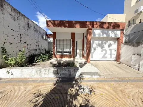 ? Oportunidad en zona céntrica de Venado Tuerto - Casa tradicional