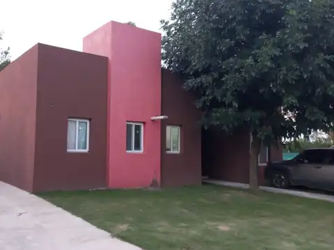 Casa en Alquiler en Manuel Alberti, $ 900.000