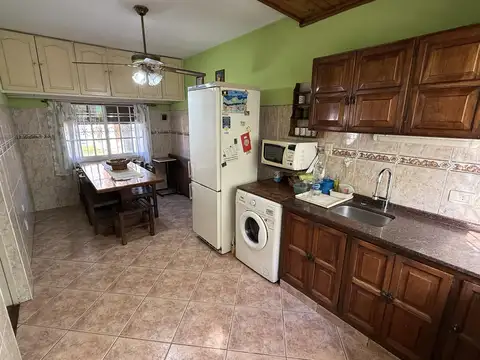 Depto Tipo Casa en Venta con 1 cocheras