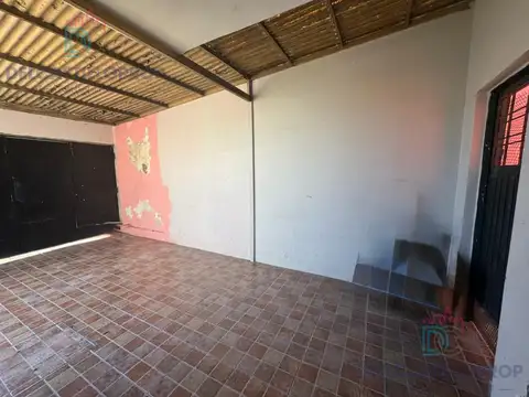 Casa 4 ambientes con 1 baño