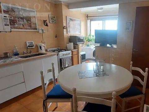 Departamento 5 ambientes con 2 baños