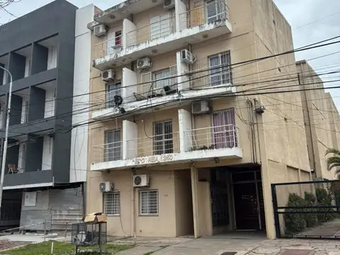 DEPARTAMENTO DE 1 DORMITORIO CON COCHERA