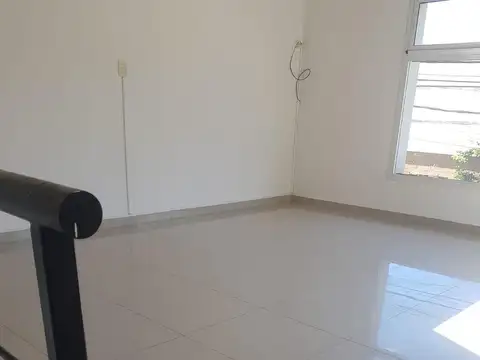 Local en Alquiler en Ibarlucea, $ 530.000