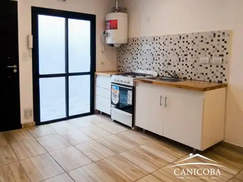 Depto Tipo Casa en Venta de 1 dormitorio