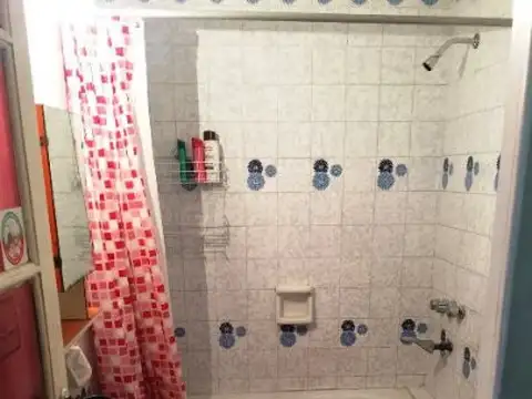 Depto Tipo Casa 2 ambientes con 1 baño
