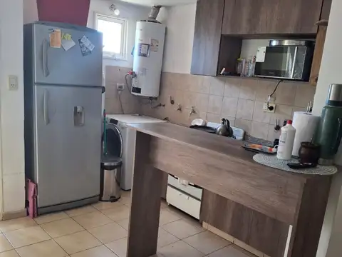 VENTA DPTO. 2 DORM MAS ESCRITORIO B° GUEMES CBA