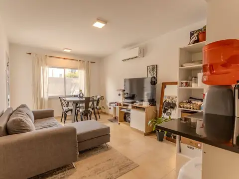 VENTA Departamento 2 Ambientes En "MORENO"